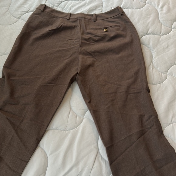 Women’s Calvin Klein Pant Suit - Perfect for Interview! - Picture 5 of 5